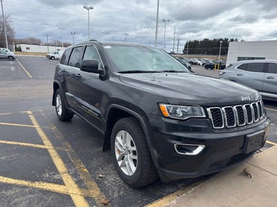 2017 Jeep Grand Cherokee Laredo 4x4