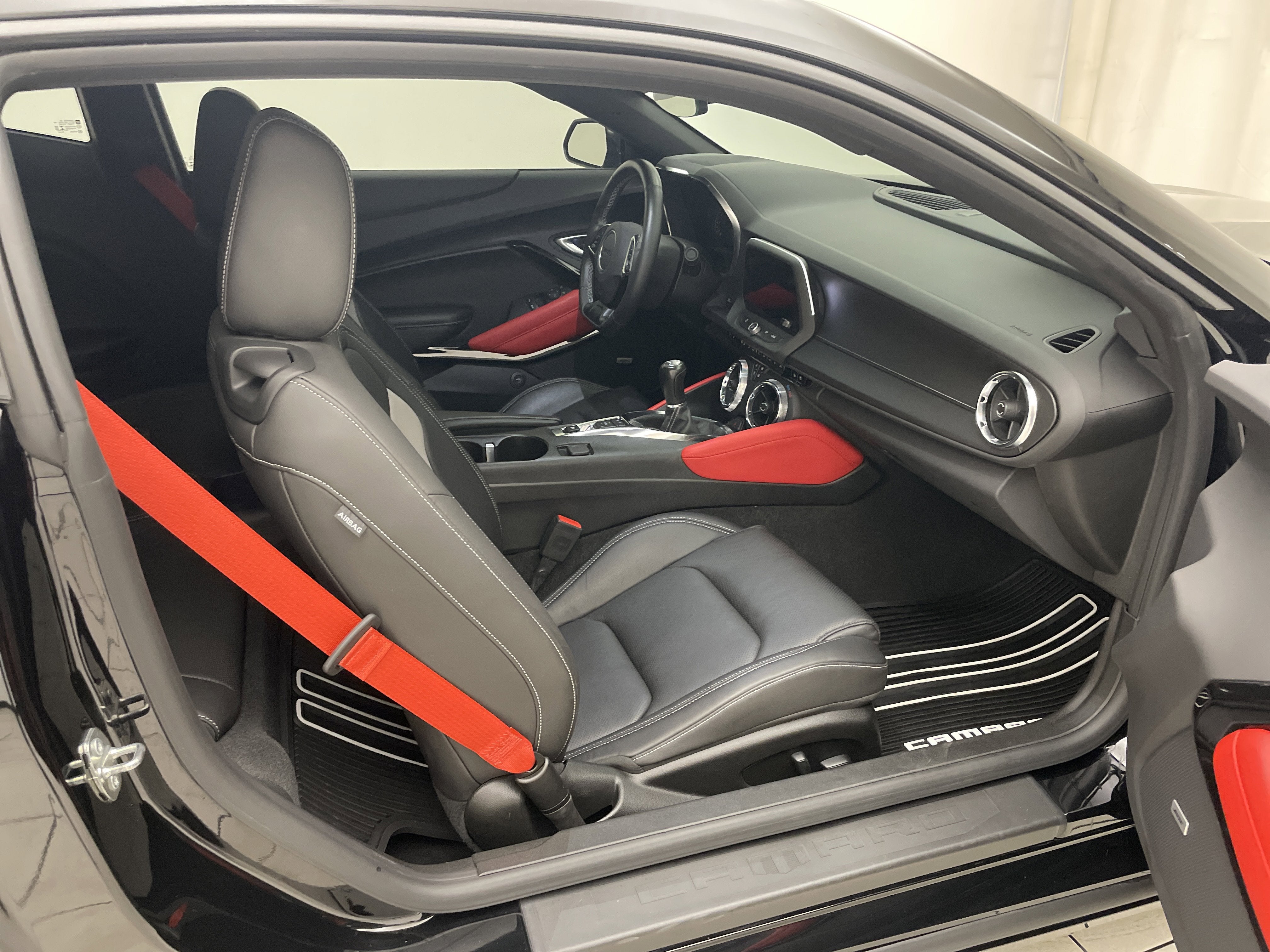 2023 Chevrolet Camaro 2LT