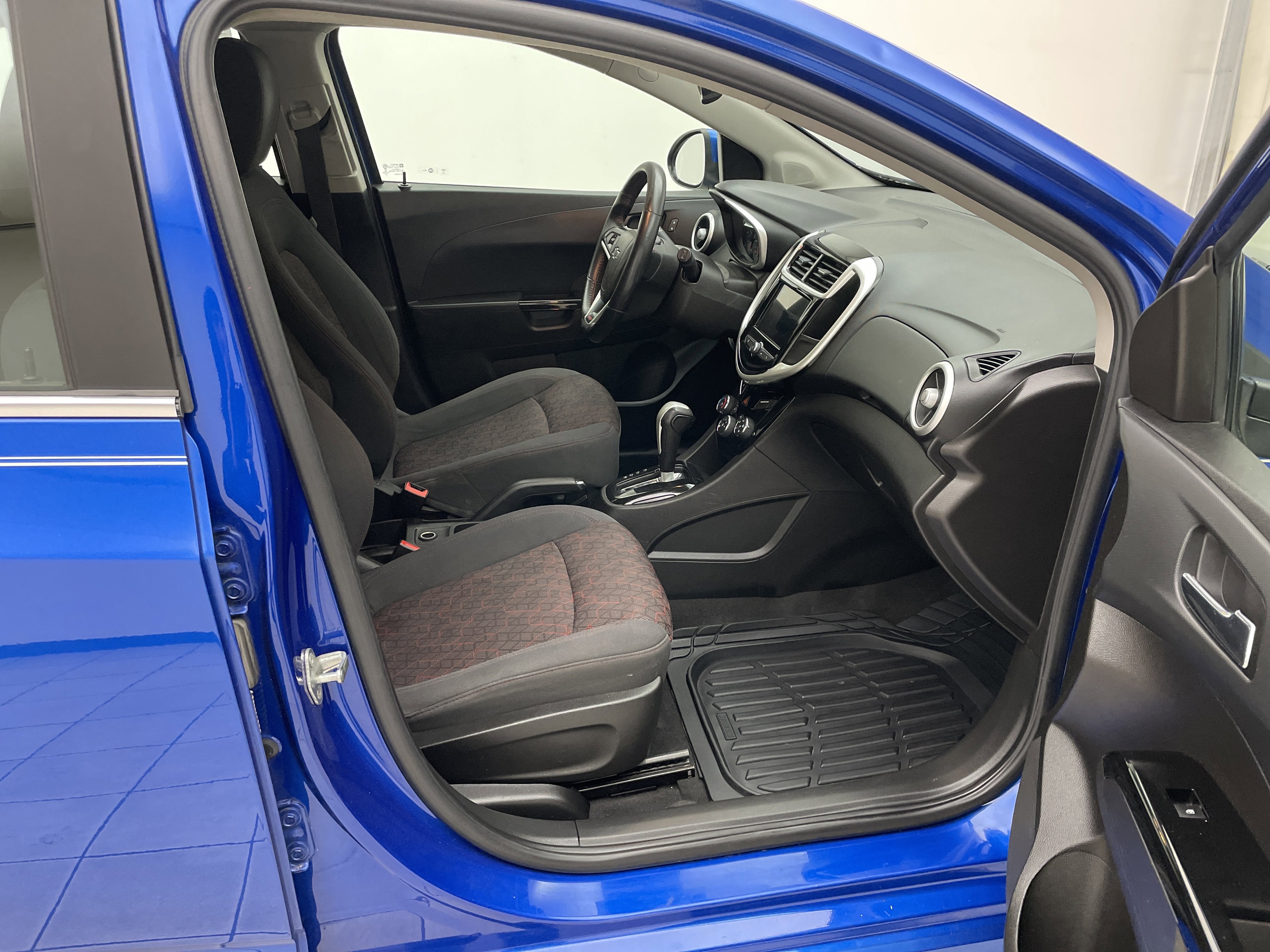 2018 Chevrolet Sonic LT