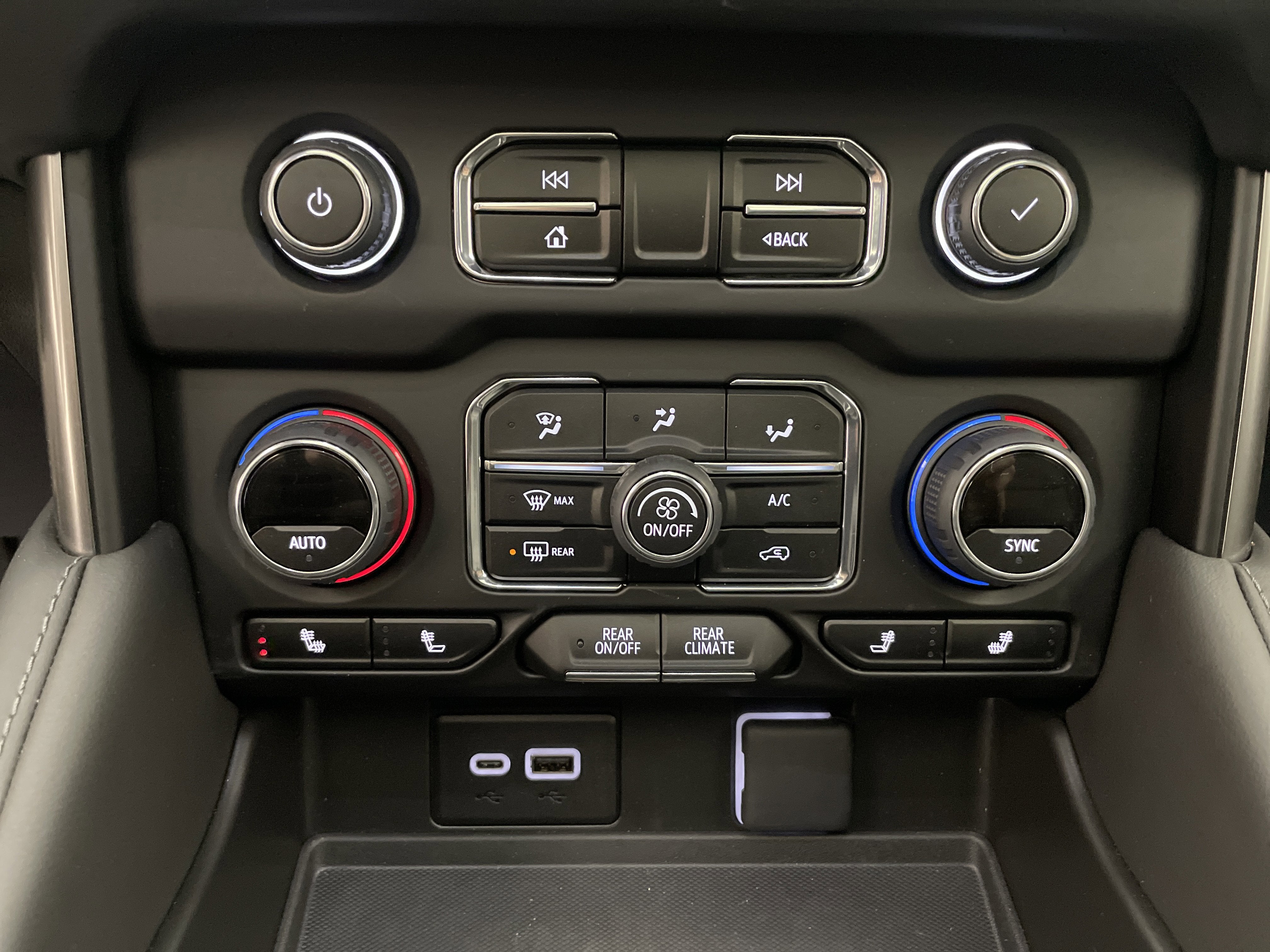 2024 Chevrolet Suburban Z71