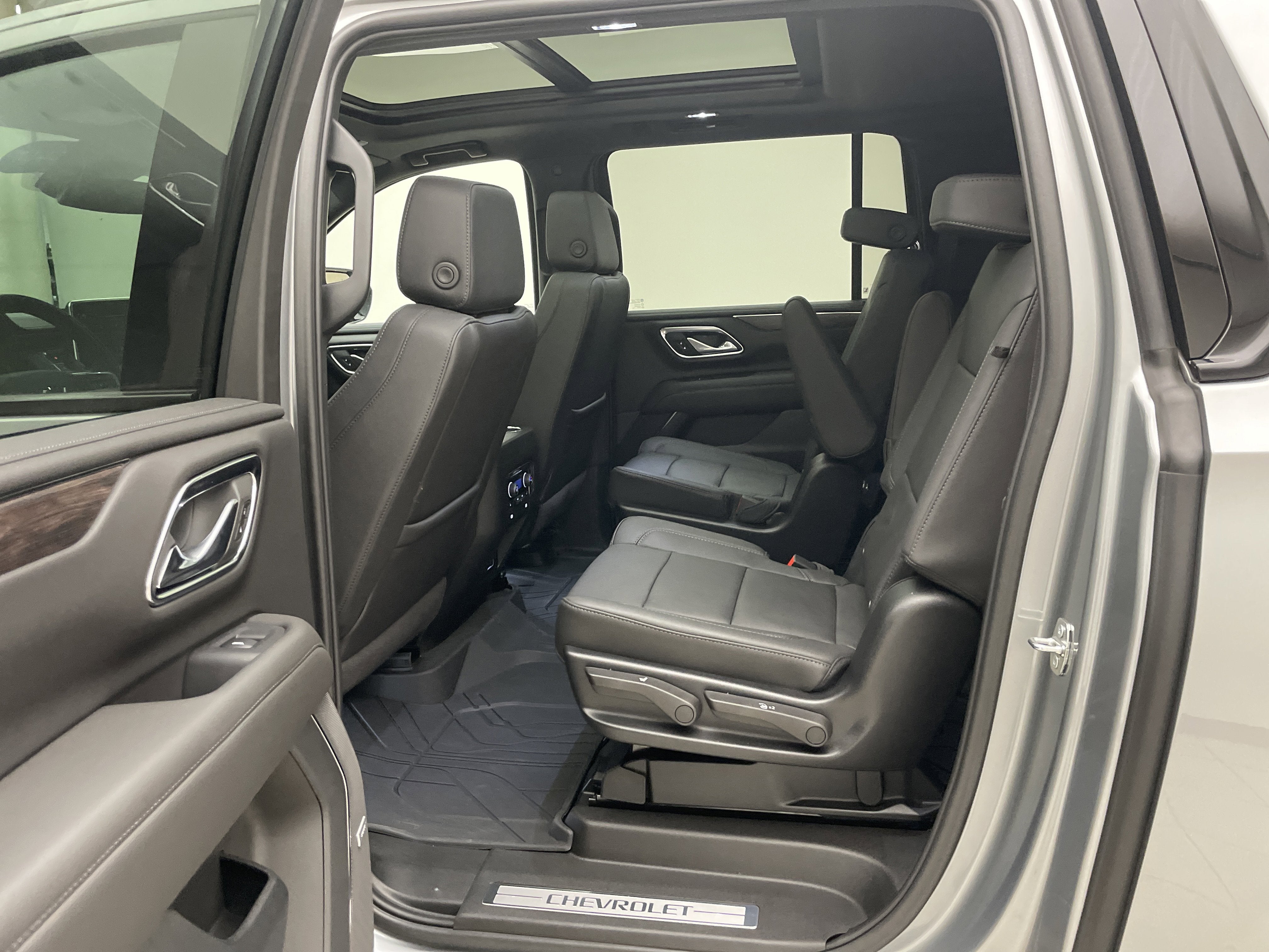 2024 Chevrolet Suburban Z71