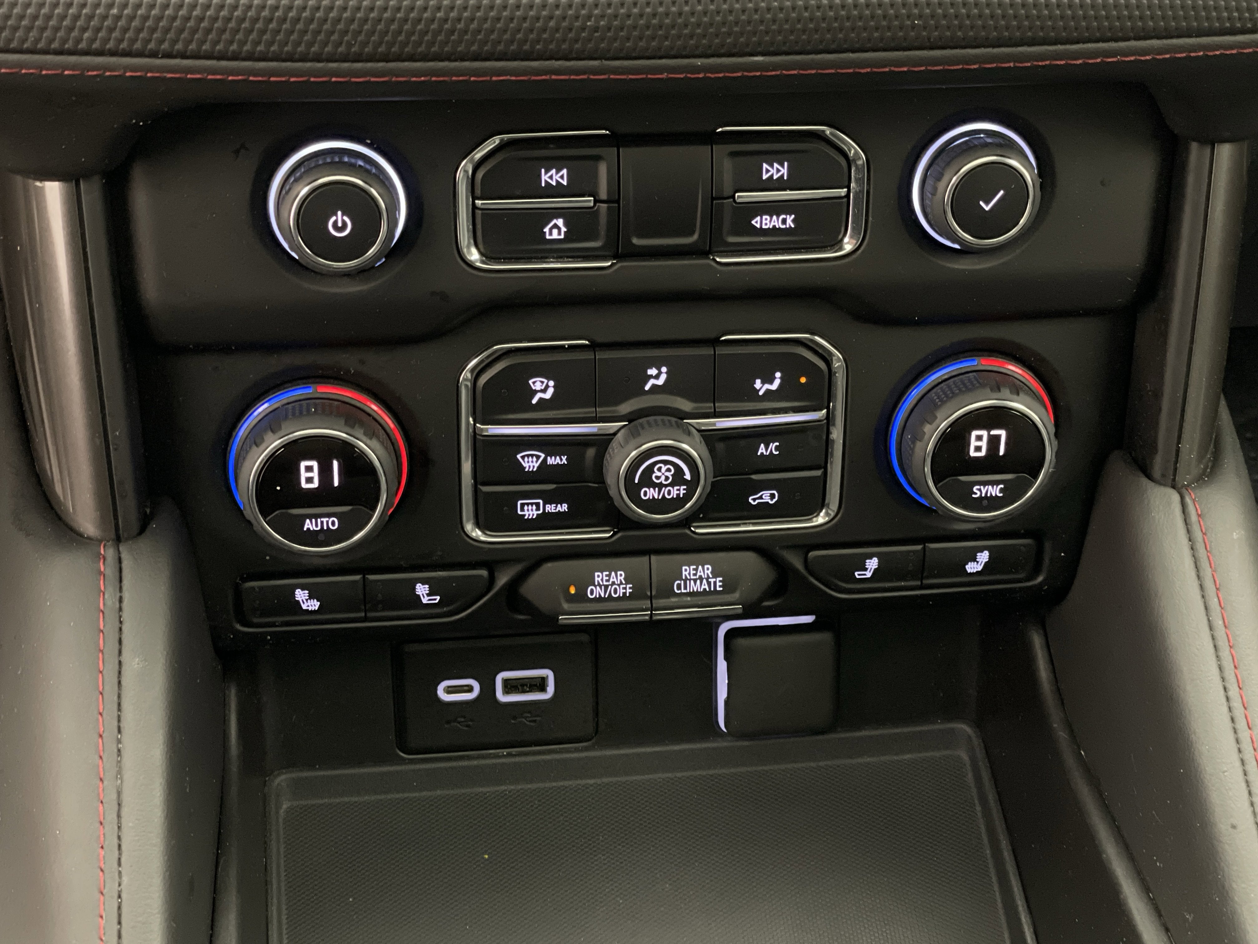 2021 Chevrolet Tahoe RST