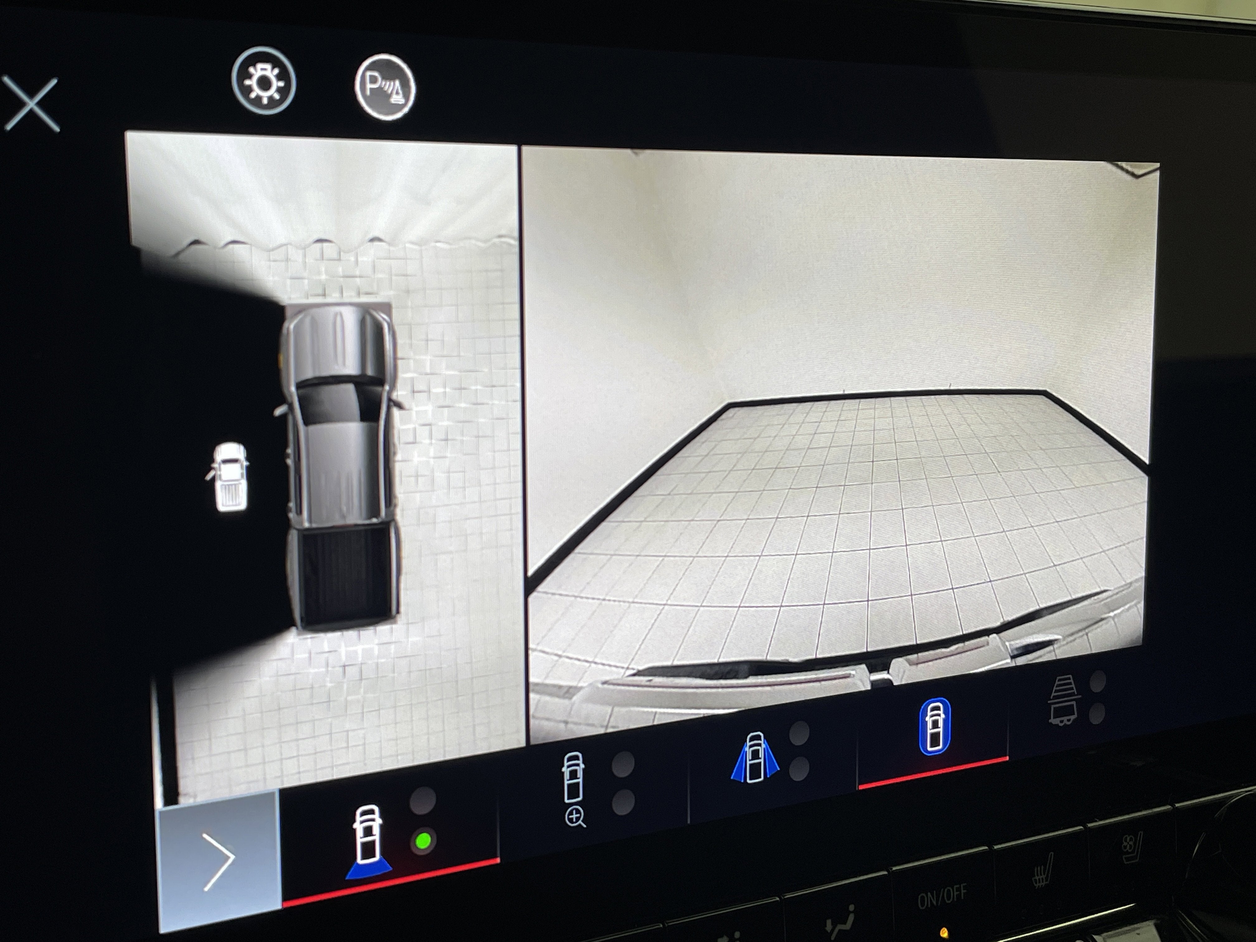 2023 GMC Canyon Denali