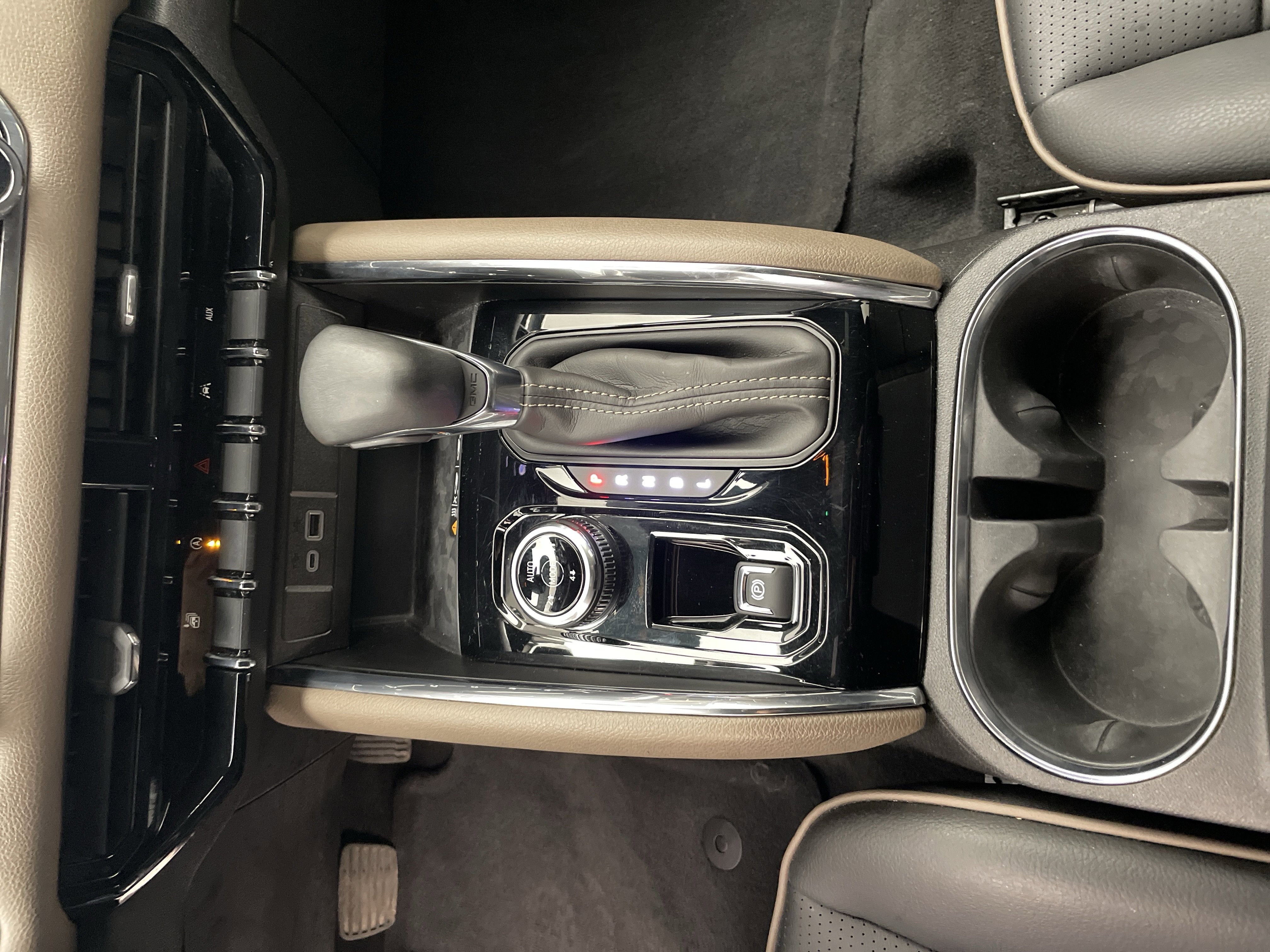 2023 GMC Canyon Denali