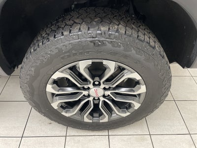 2023 GMC Canyon Denali