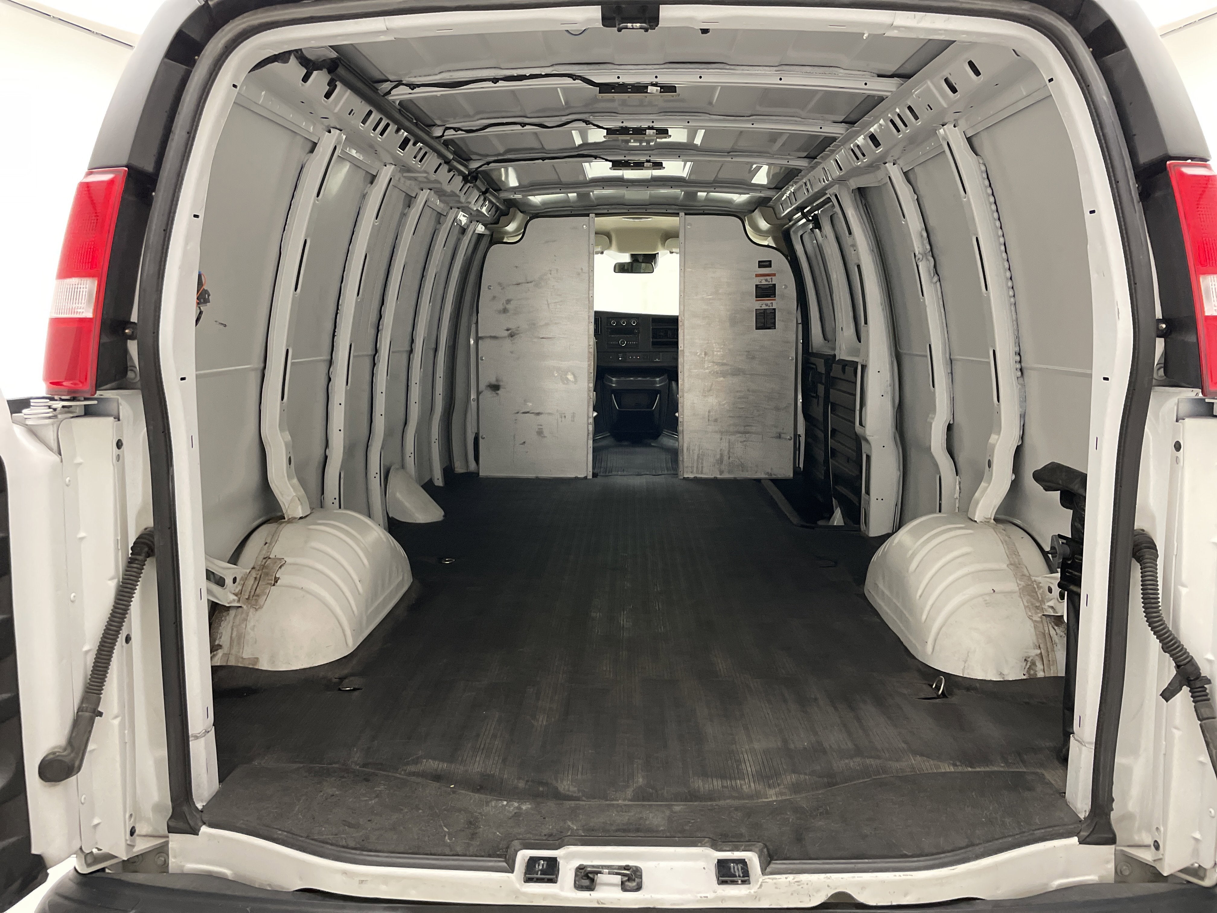 2024 GMC Savana Cargo 2500 Work Van