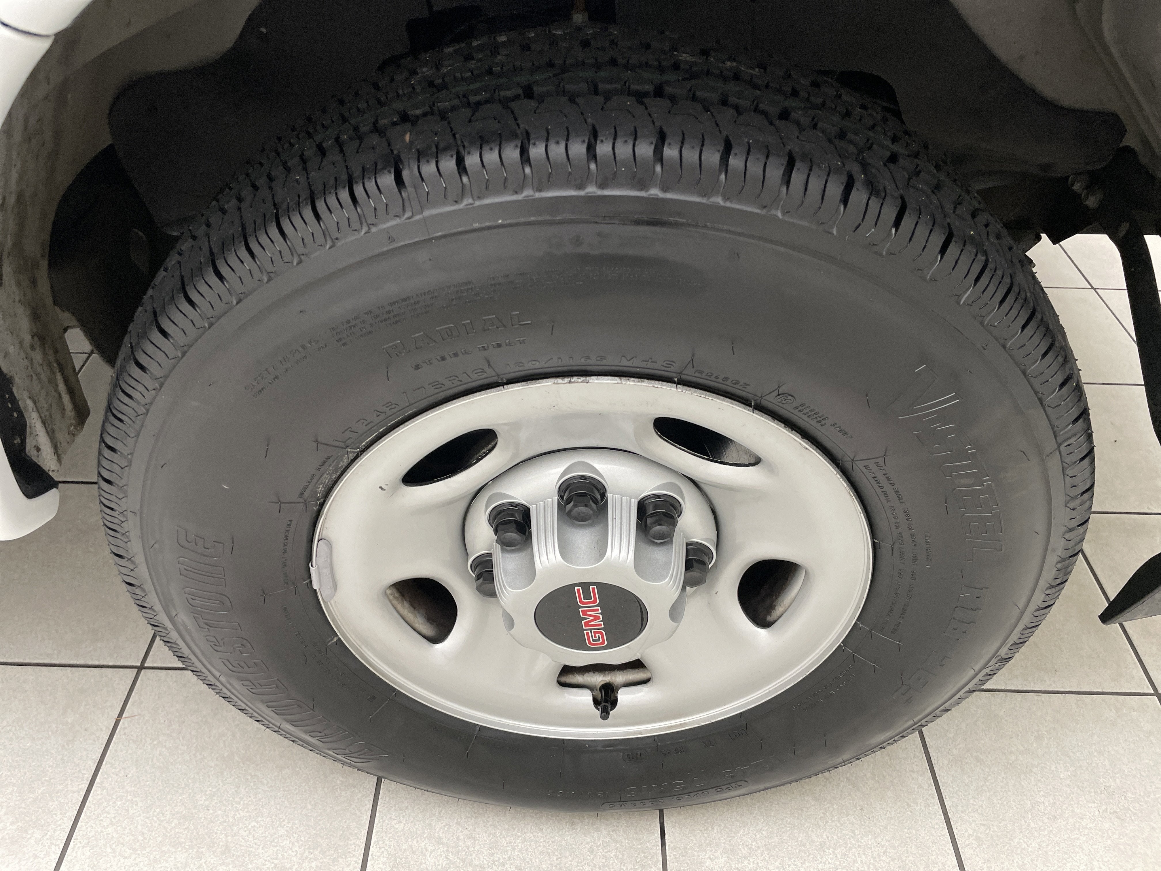 2024 GMC Savana Cargo 2500 Work Van