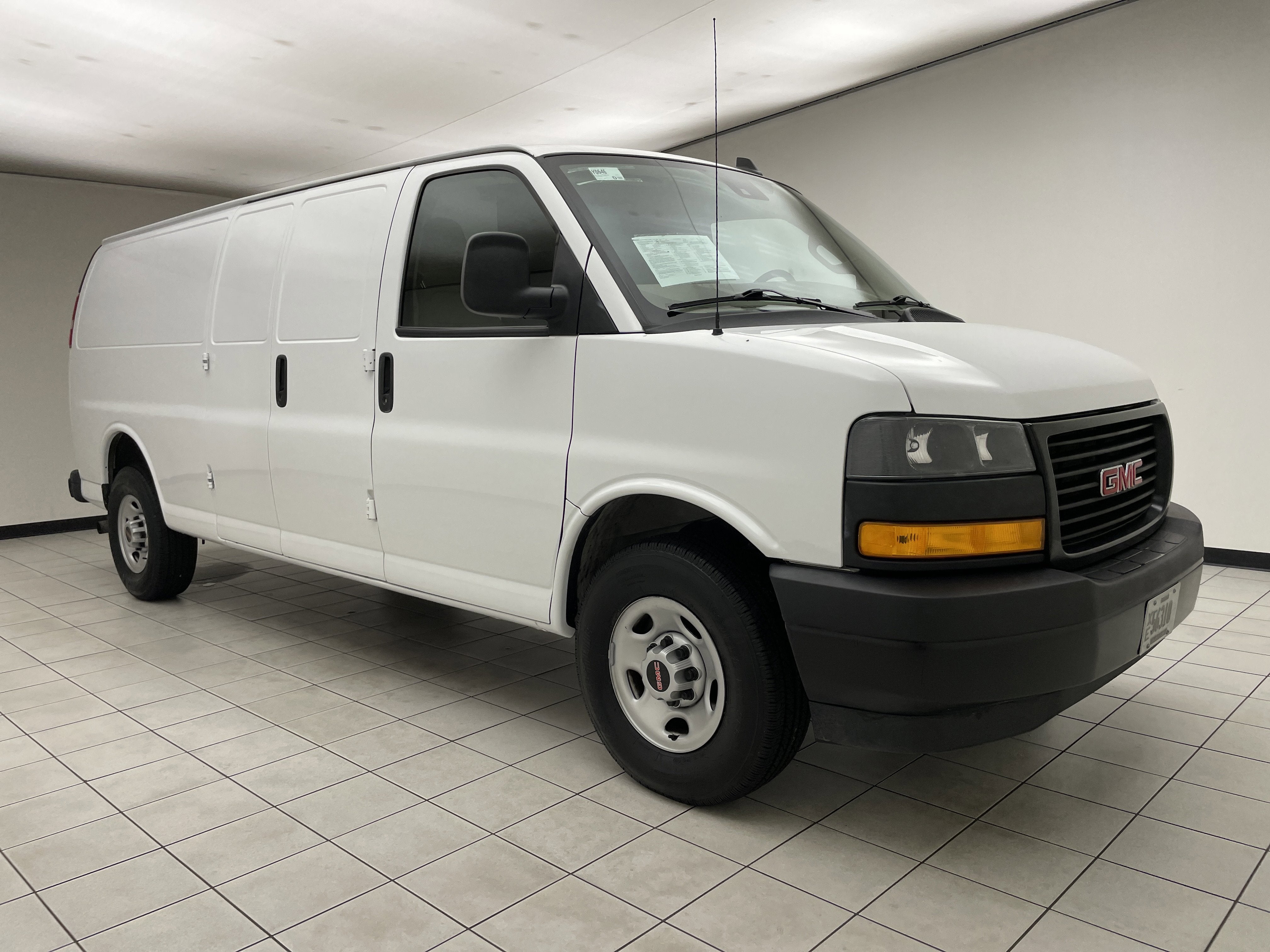 2024 GMC Savana Cargo 2500 Work Van