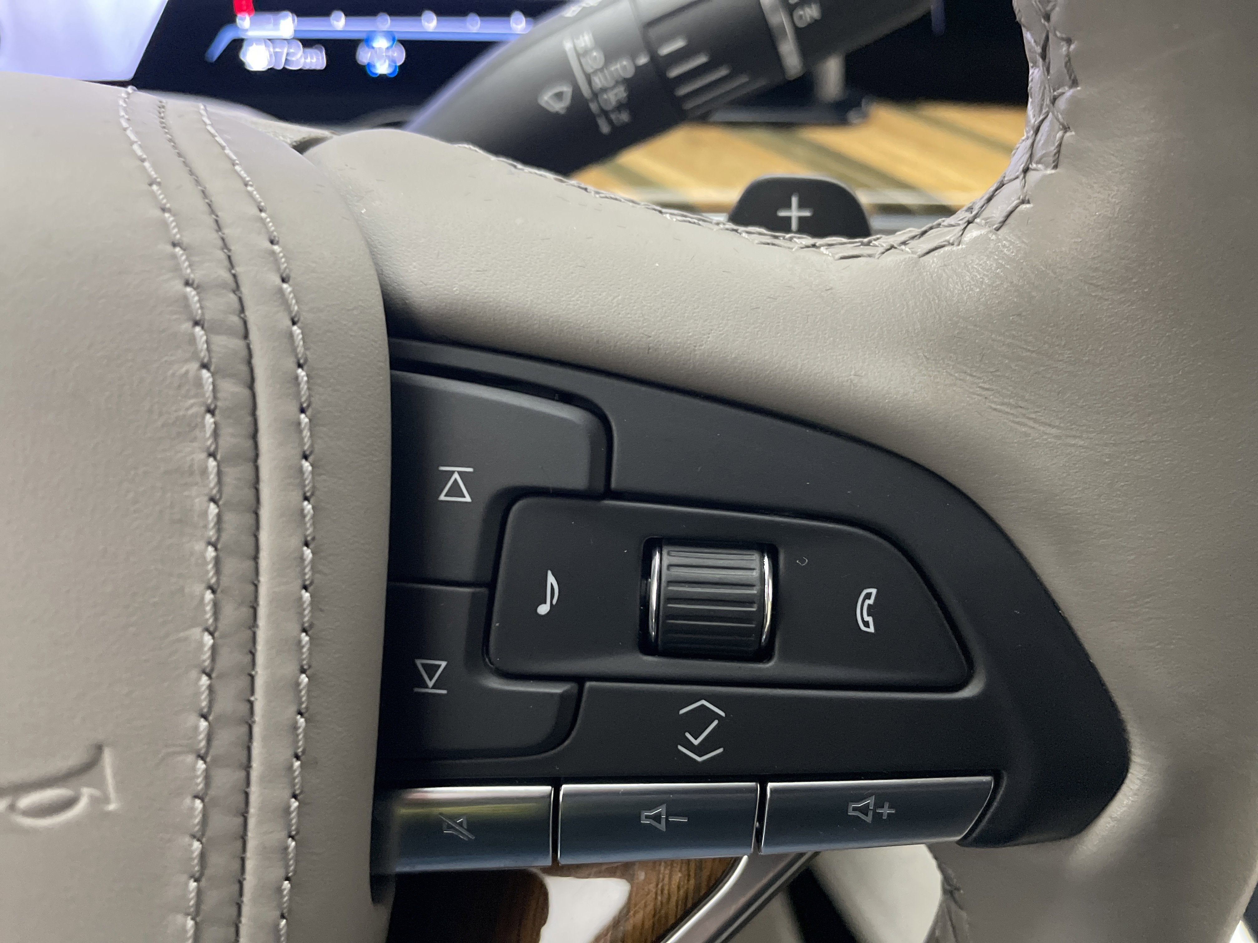 2021 Cadillac Escalade ESV Premium Luxury Platinum