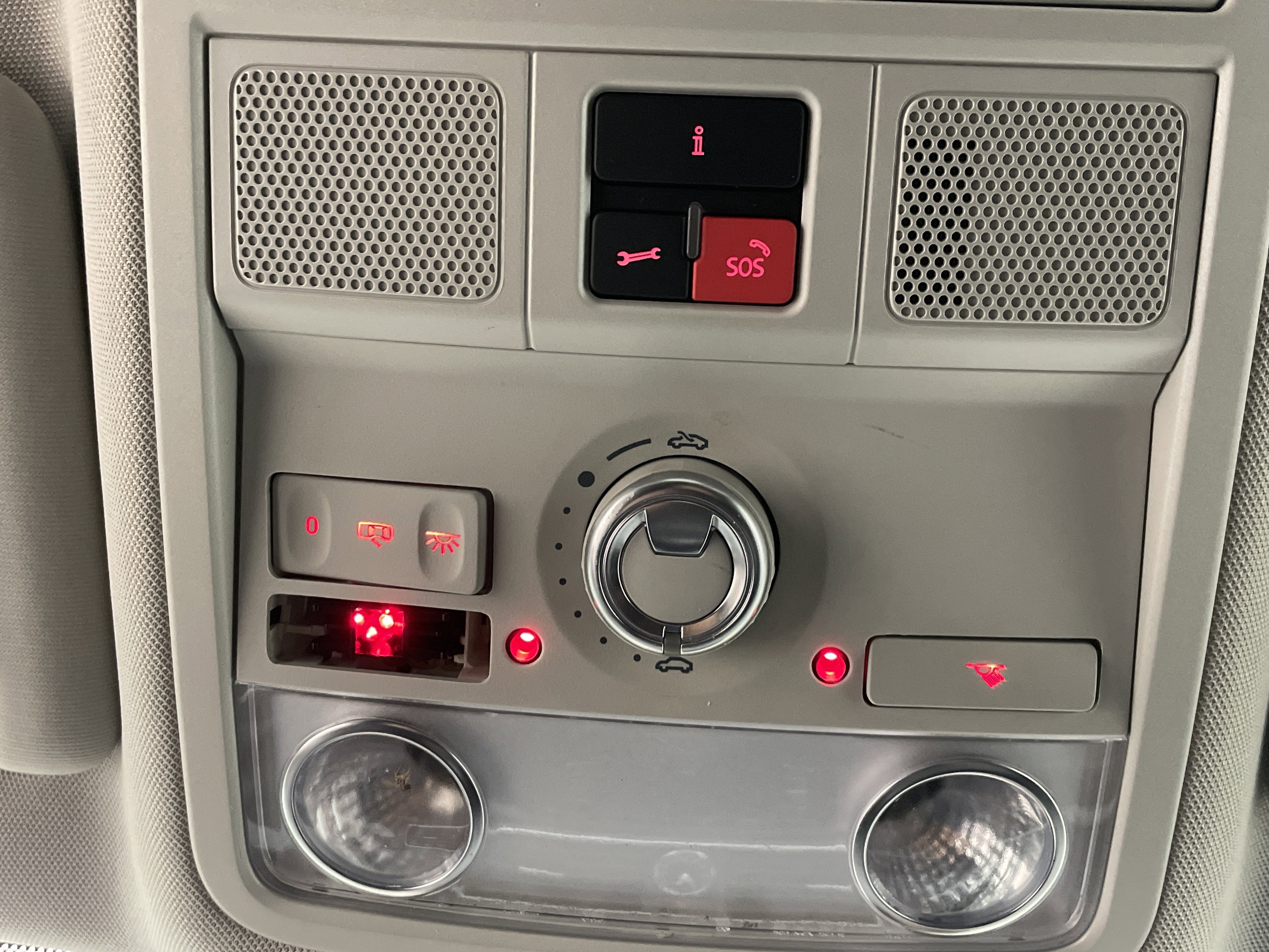 2016 Volkswagen Passat 1.8T SE