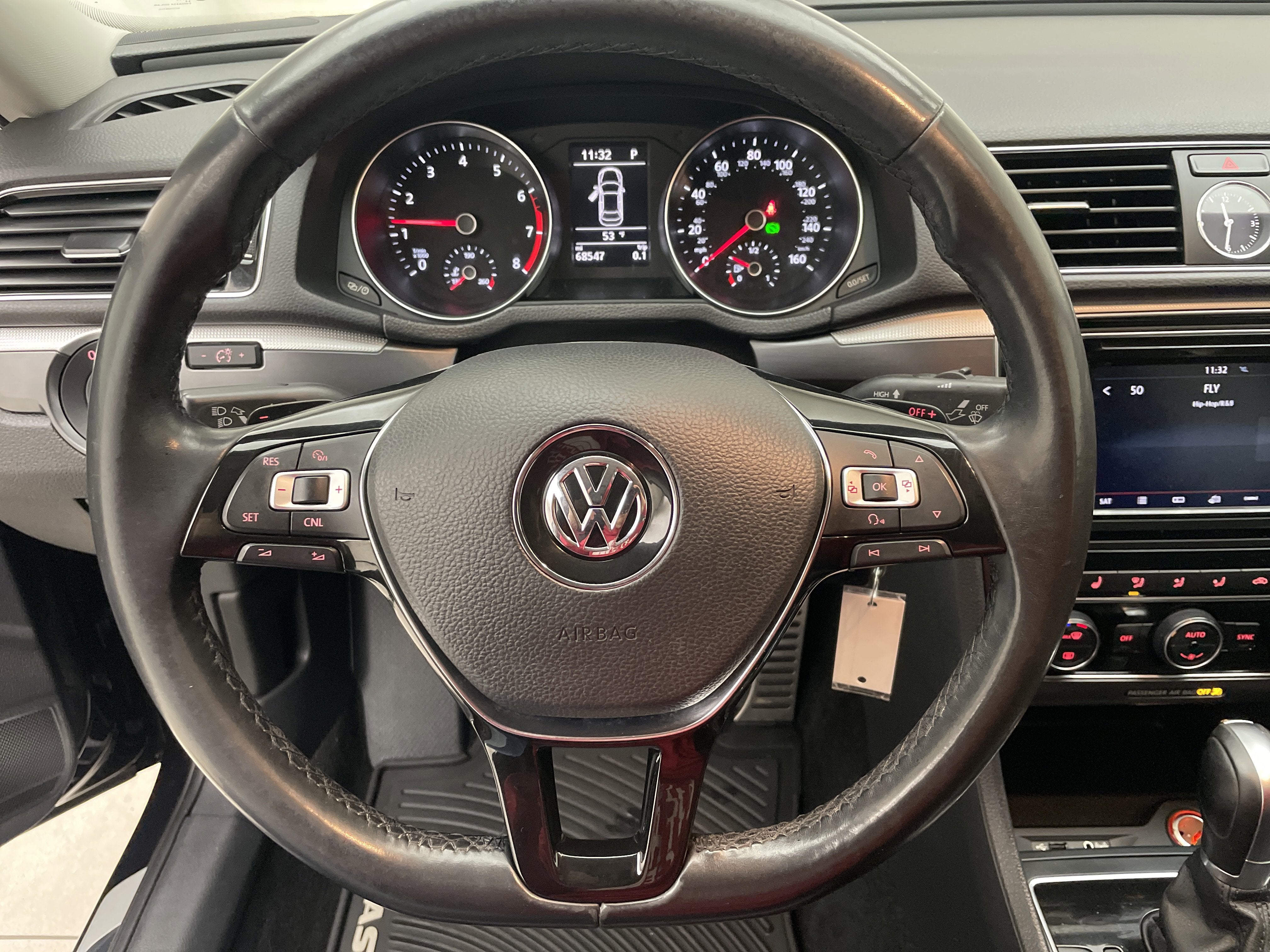 2017 Volkswagen Passat 1.8T R-Line