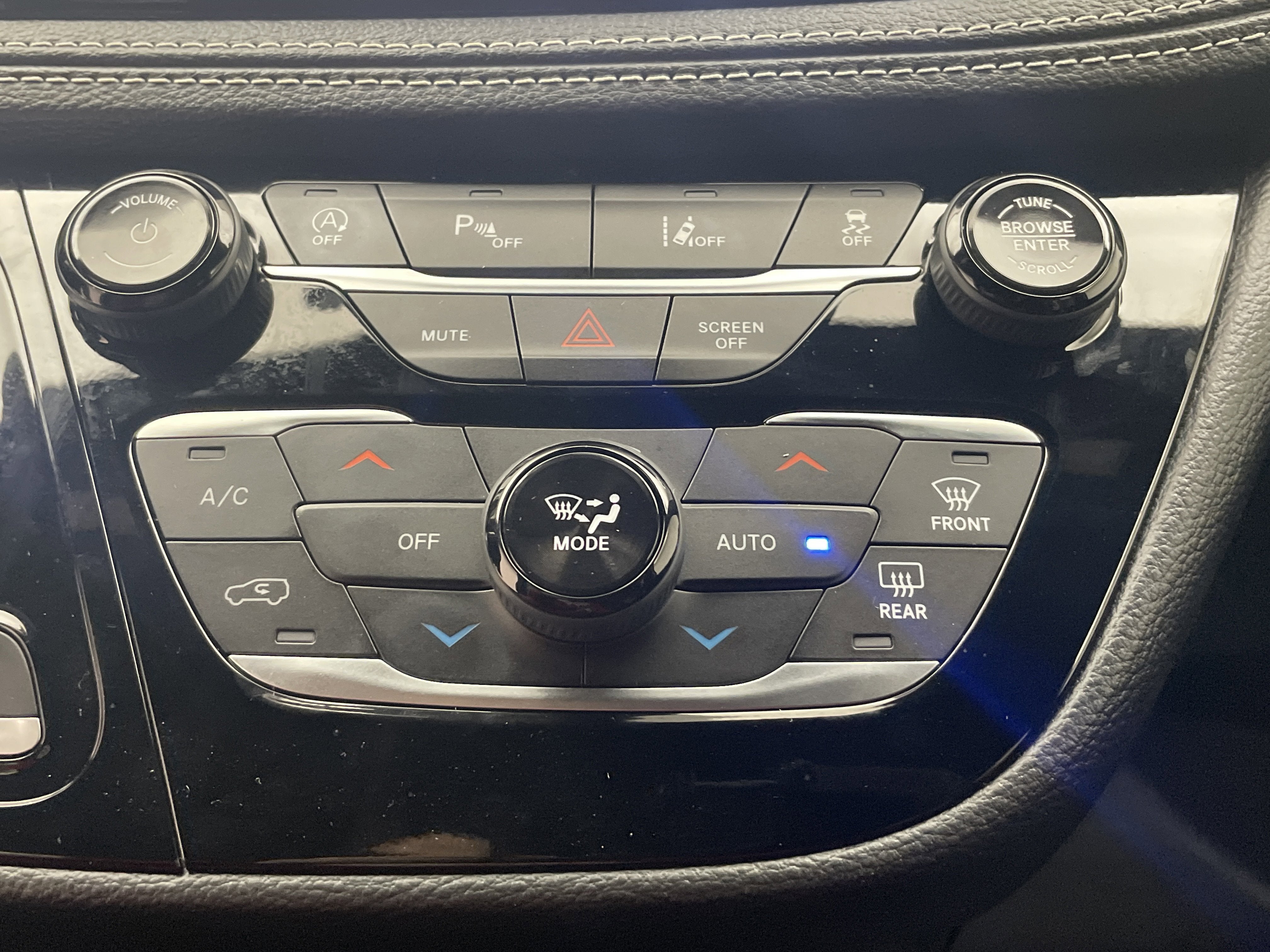 2024 Chrysler Pacifica Touring L AWD