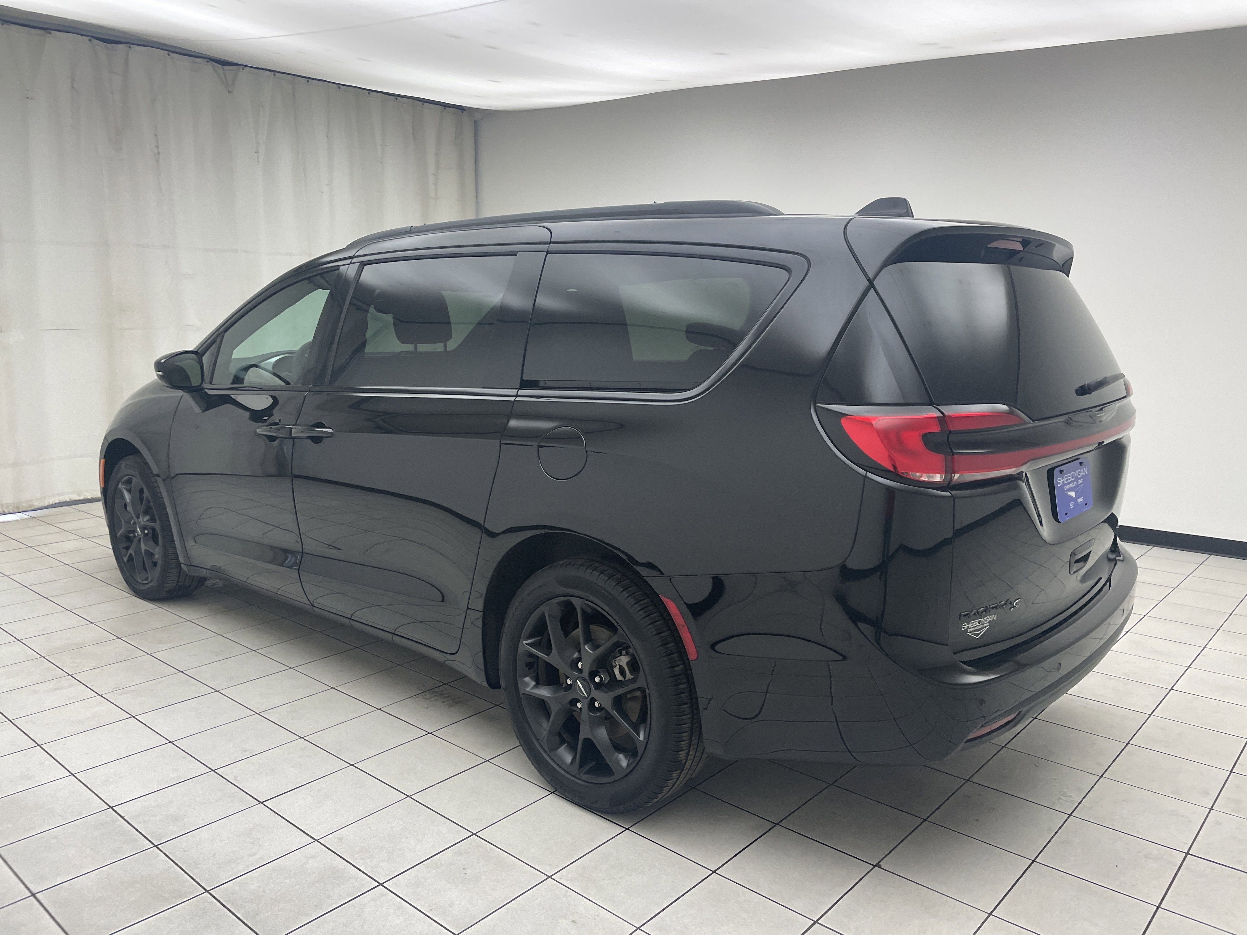 2024 Chrysler Pacifica Touring L AWD