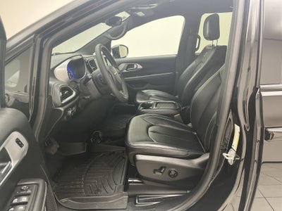 2024 Chrysler Pacifica Touring L AWD