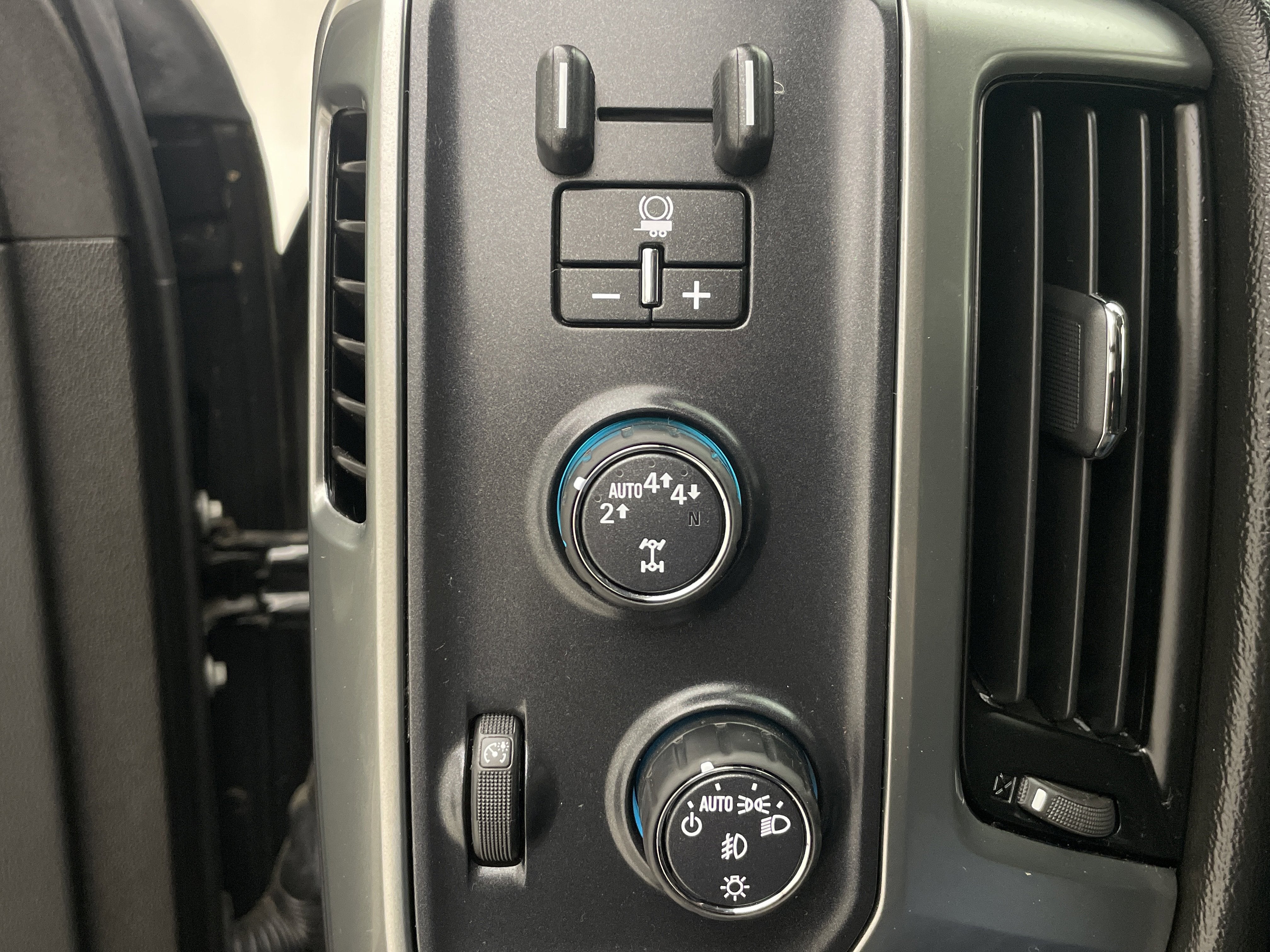 2019 Chevrolet Silverado LD LT