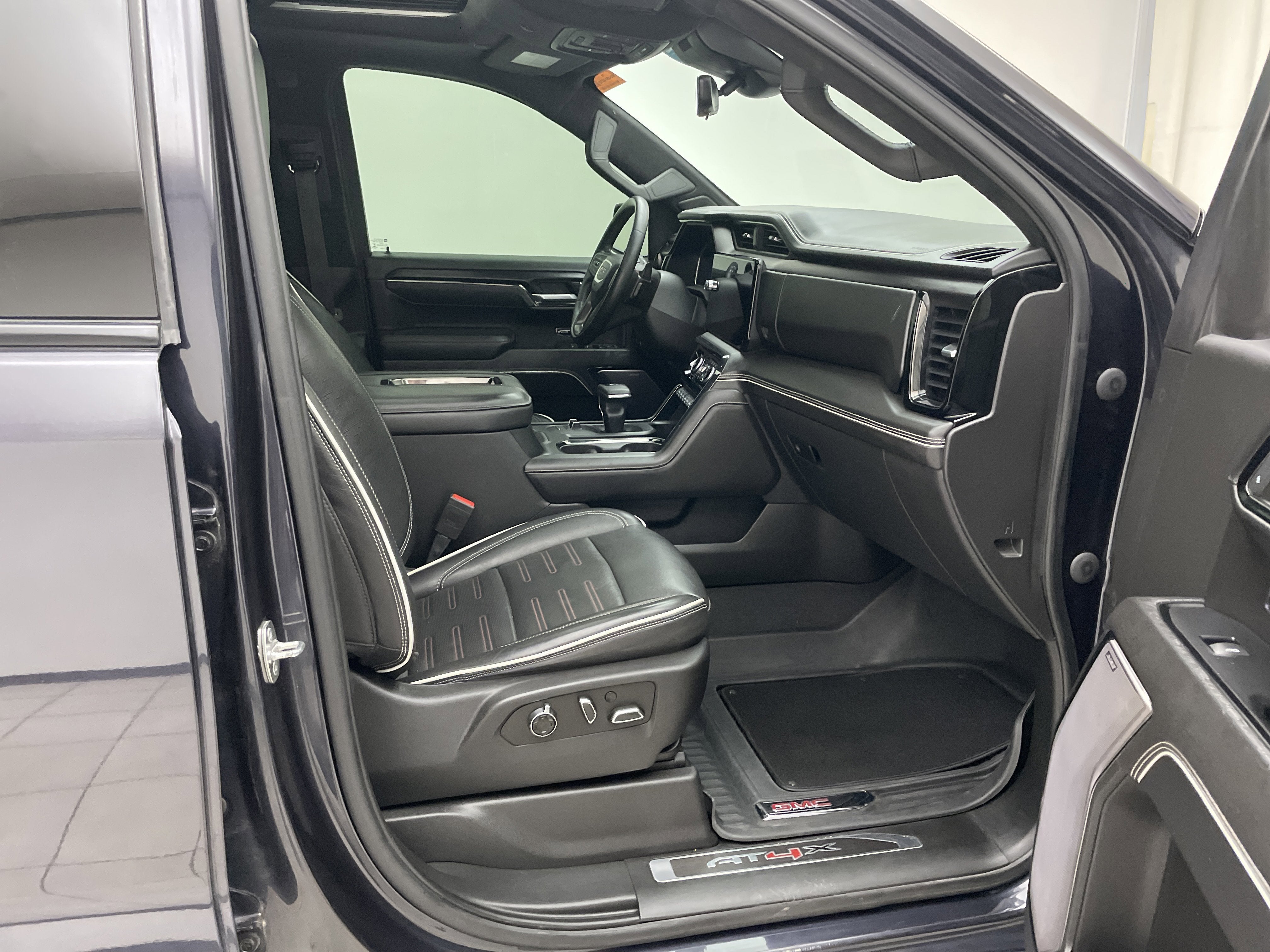 2022 GMC Sierra 1500 AT4X