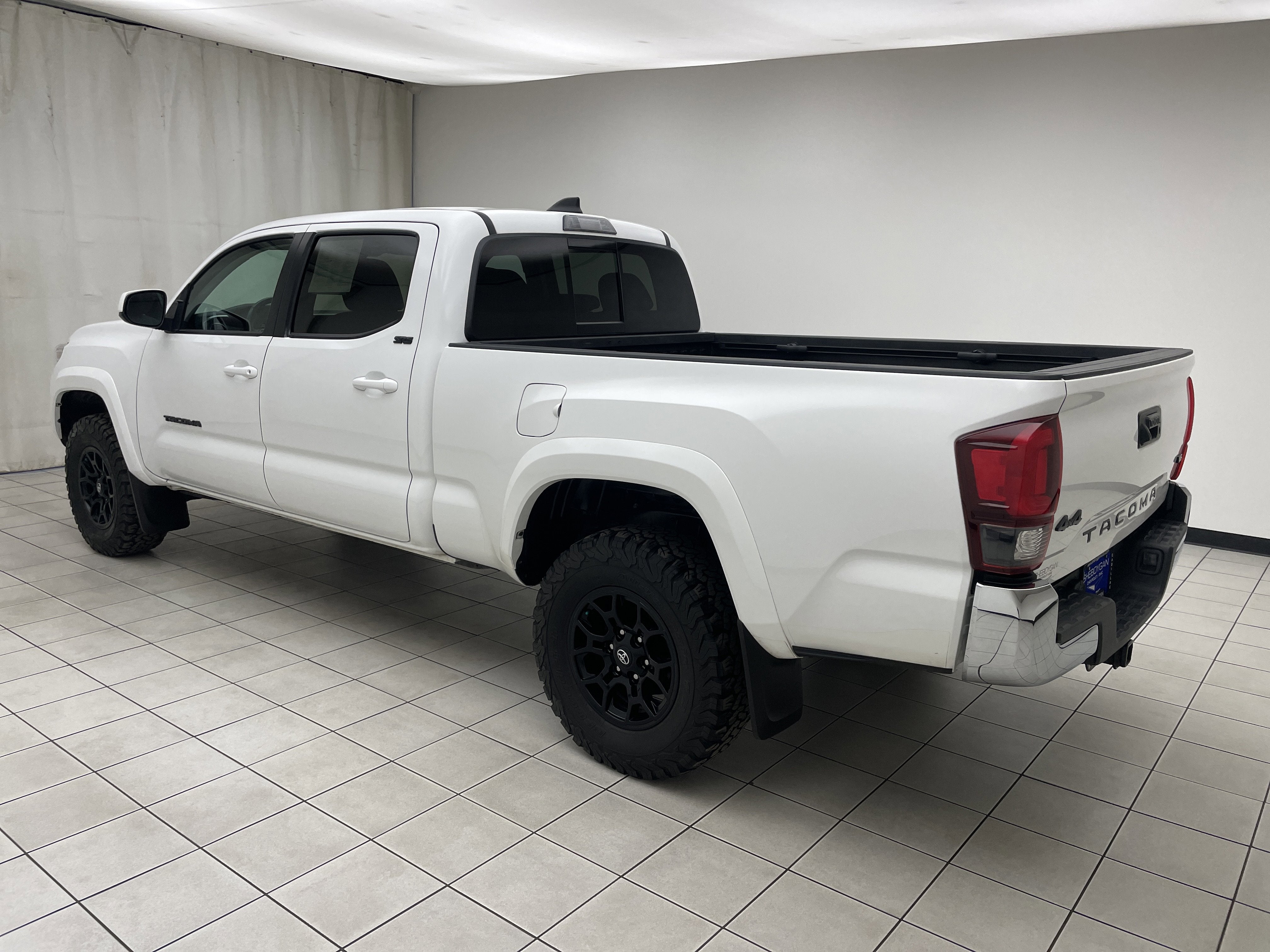 2022 Toyota Tacoma 4WD SR5
