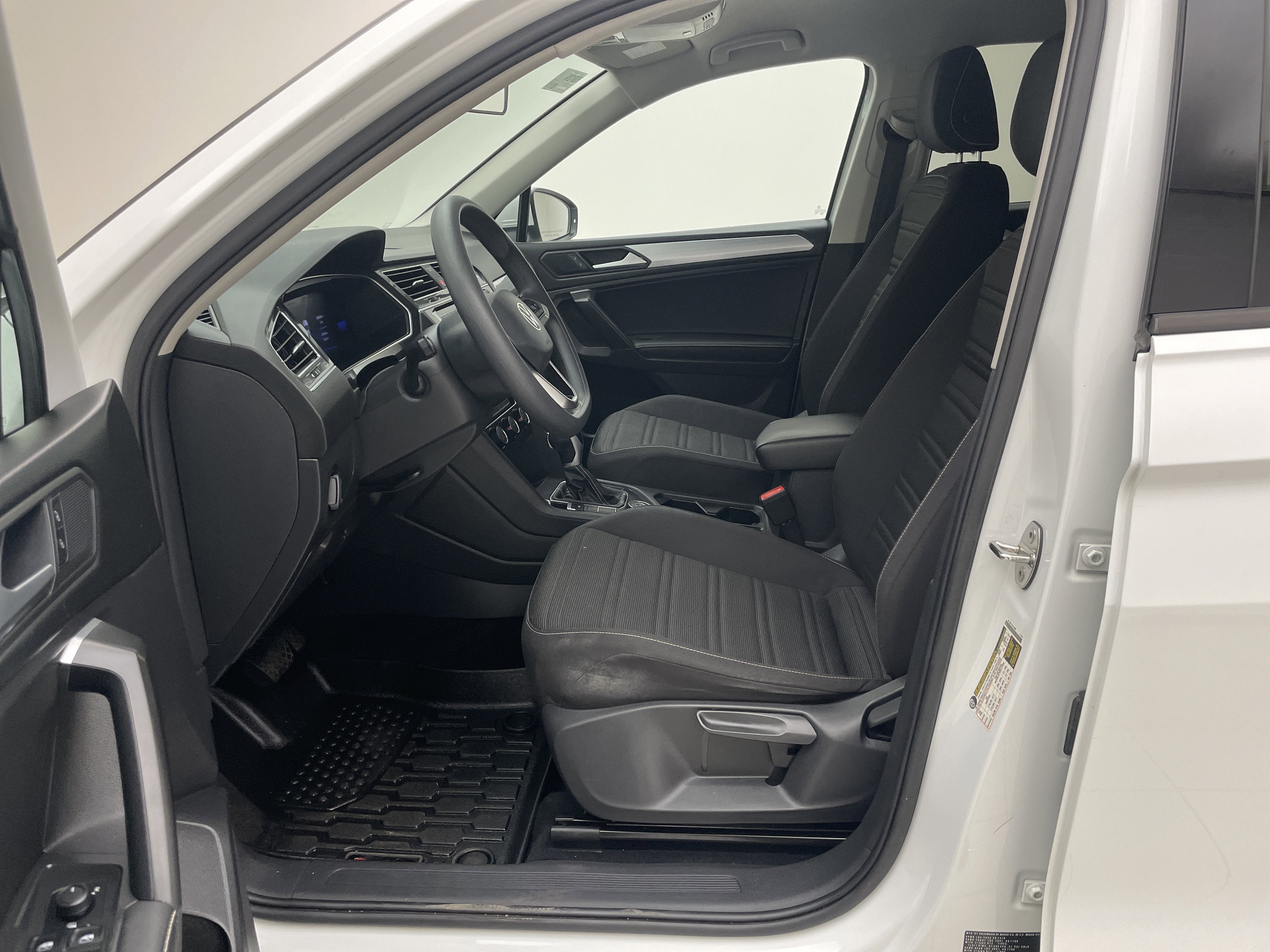 2022 Volkswagen Tiguan 2.0T S