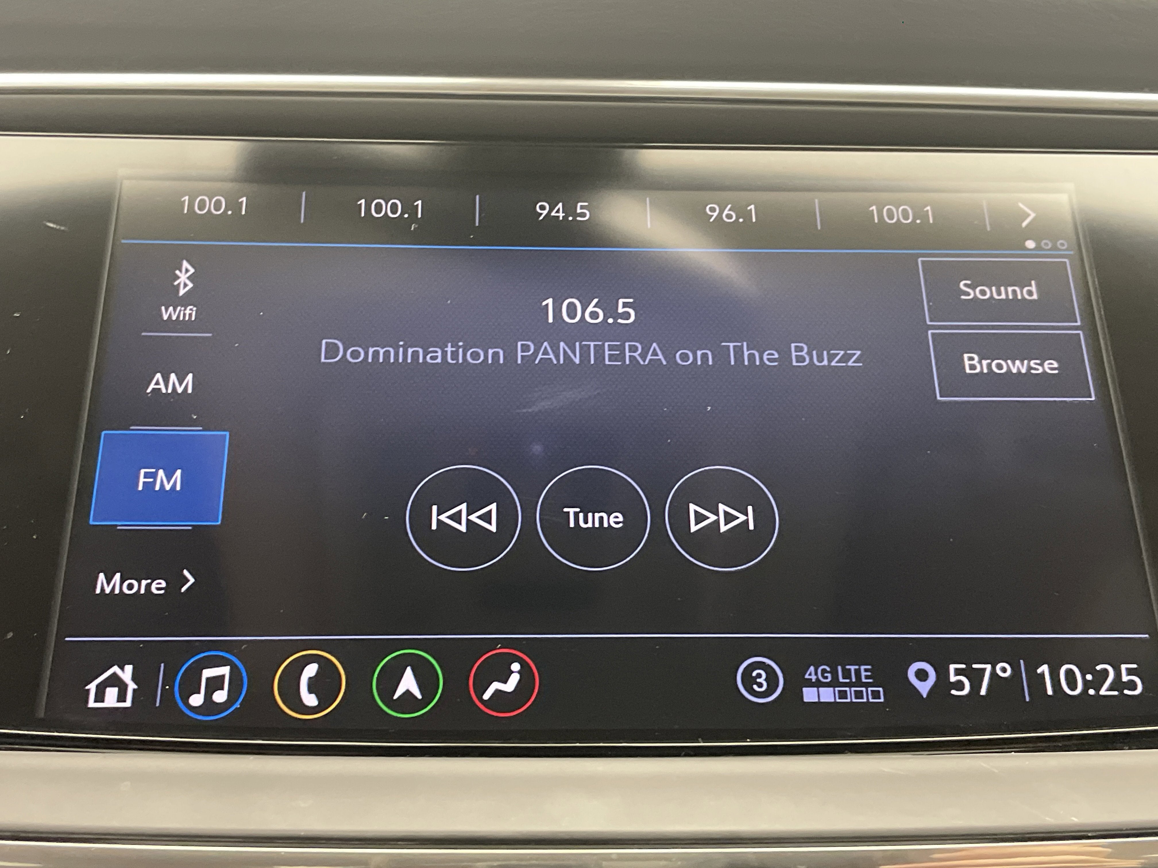 2021 Buick Enclave Essence