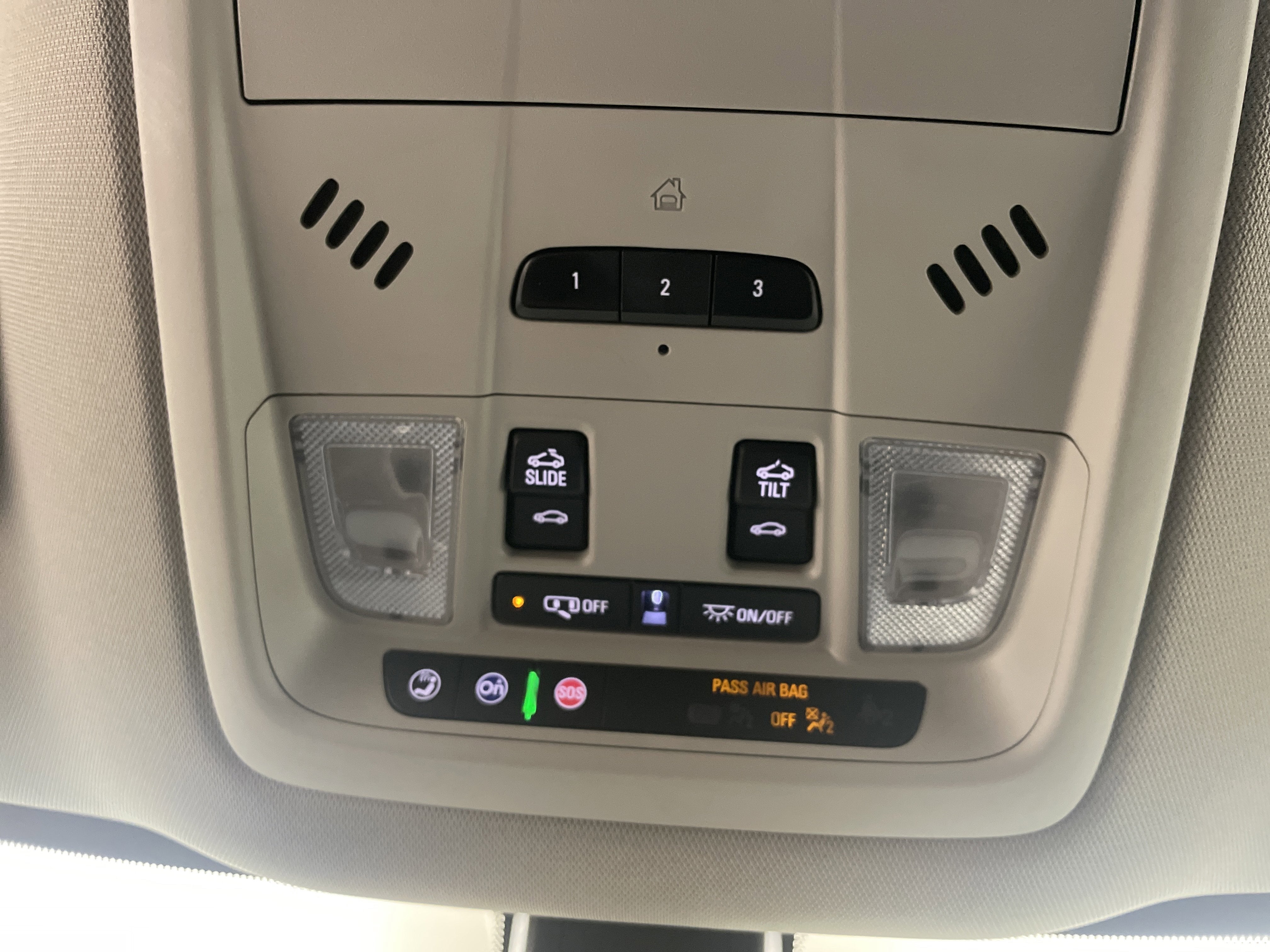 2021 Buick Enclave Essence