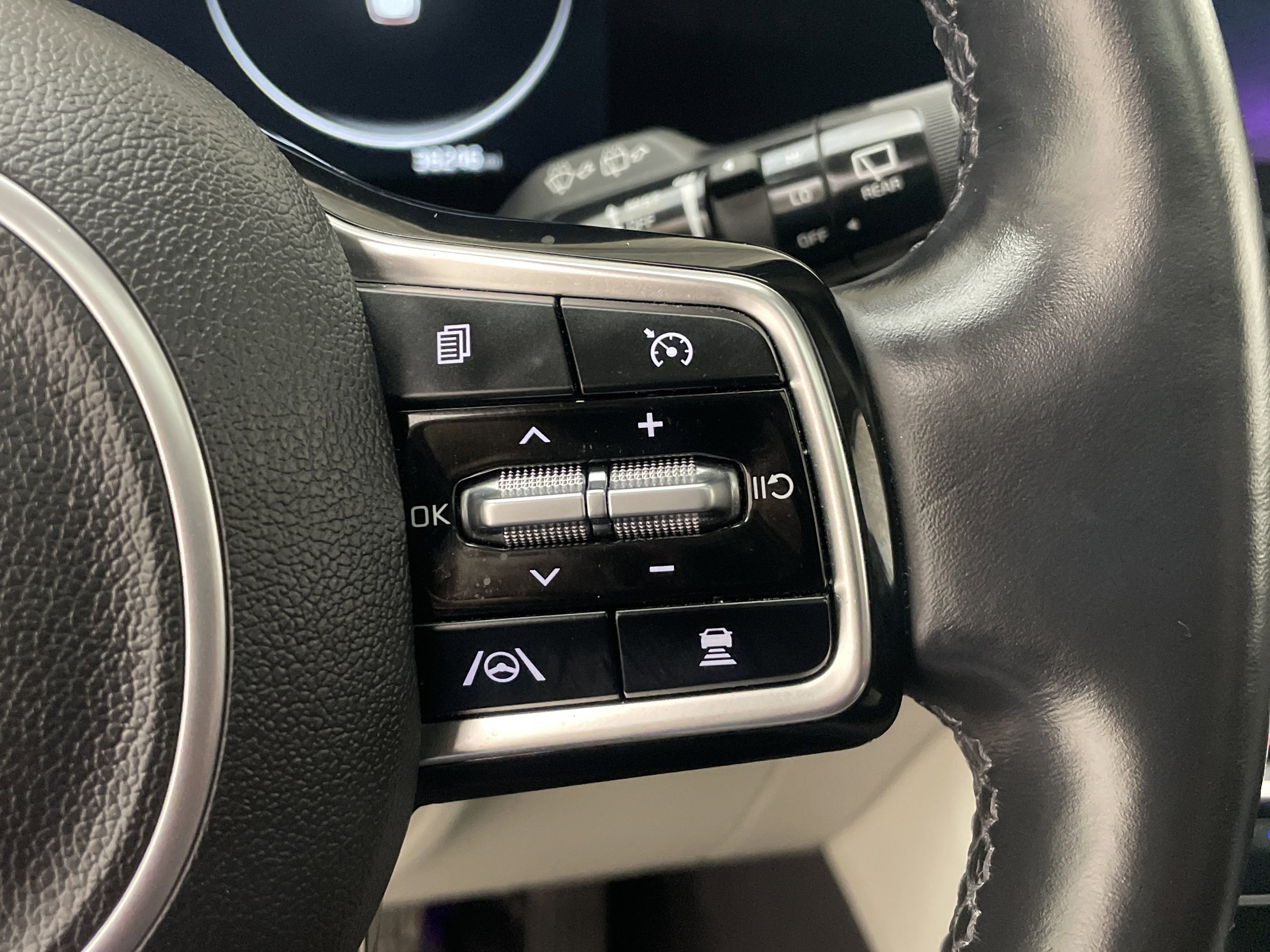 2022 Kia Carnival MPV SX Prestige