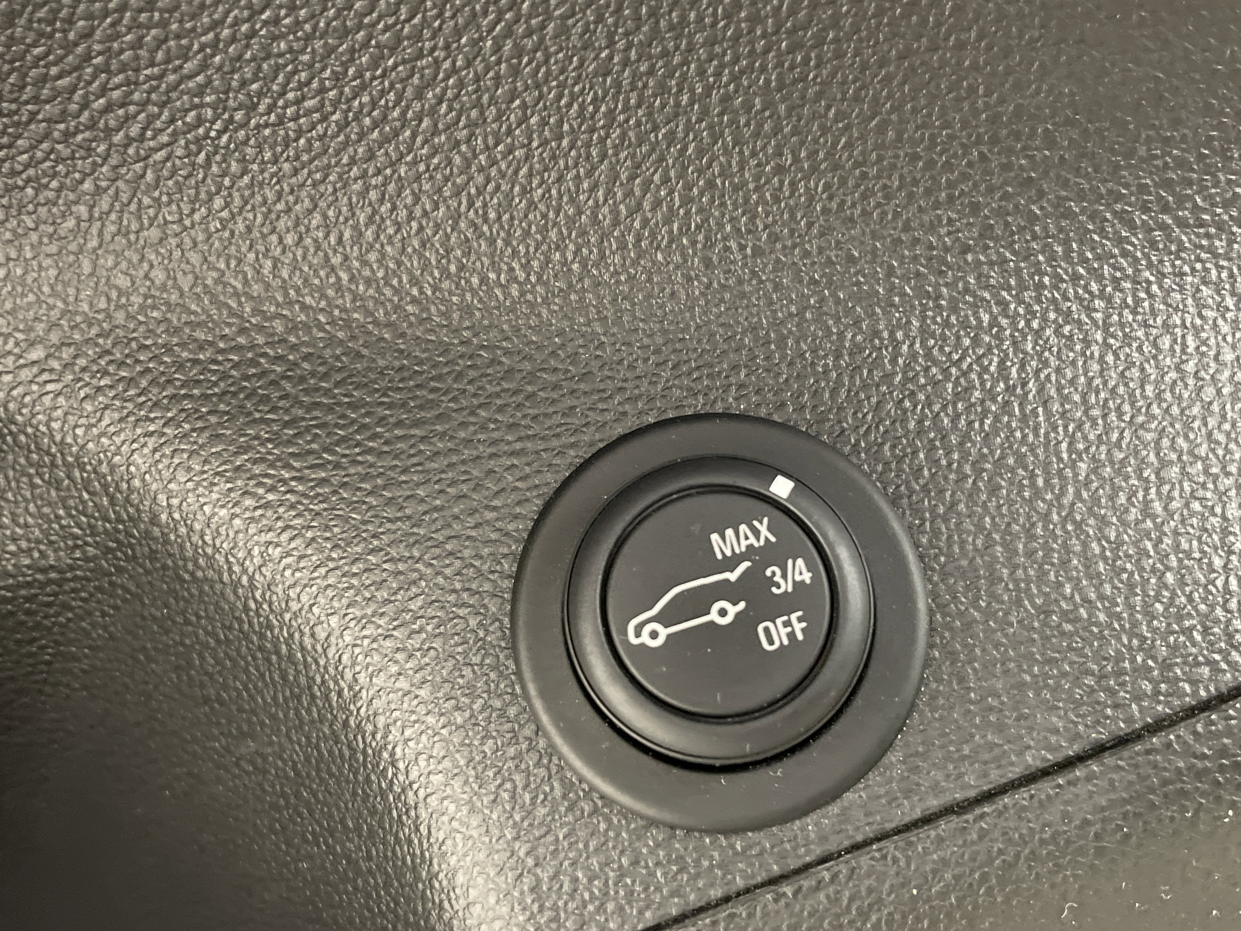 2020 Buick Envision Essence Group